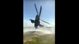 VIDEO // Imagini greu de înțeles: Rușii, cât pe ce să-și prăbușească singuri un elicopter de atac într-un lac